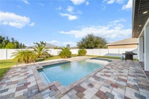325 Tropicana Pkwy E, Cape Coral