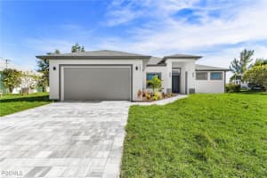 127 Nw 14th Ave, Cape Coral