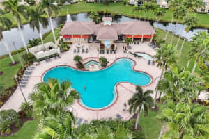 14951 Vista View Way 806, Fort Myers