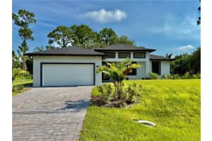 505 E 5th St, Lehigh Acres