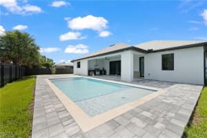 2013 Sw 37th Ter, Cape Coral
