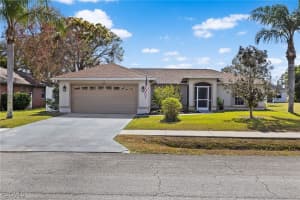 2607 8th St W, Lehigh Acres