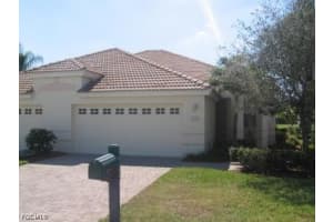 8460 Brittania Dr, Fort Myers