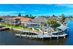 5374 Cortez Ct, Cape Coral