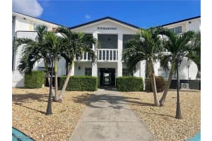 3706 Broadway 26, Fort Myers