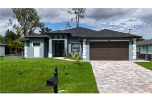 2806 15th St W, Lehigh Acres