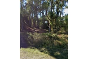 4605/4607 27th St Sw, Lehigh Acres
