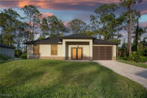 316 Mangonia Ave, Lehigh Acres