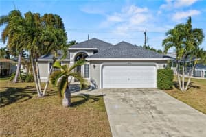 1831 Se Van Loon Ter, Cape Coral