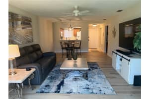 7402 Lake Breeze Dr 114, Fort Myers