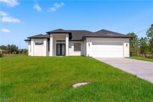 728 Andover Ave S, Lehigh Acres