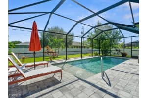 825 Se 5th Pl, Cape Coral