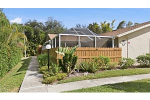 5801 Crystal Lake Ln 101, North Fort Myers