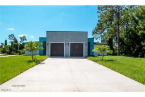 2401/2403 Matena Ave S, Lehigh Acres