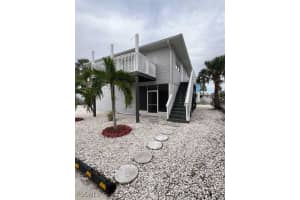 128 Eucalyptus Ct B, Fort Myers Beach