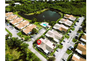 15536 Crystal Lake Dr, North Fort Myers