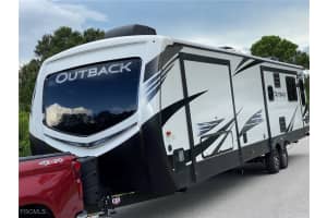 380 Mahogany Ct, Labelle