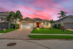 3477 Acapulco Cir, Cape Coral
