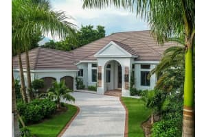 2388 Wulfert Rd, Sanibel