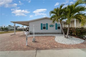 17890 Peppard Dr, Fort Myers Beach