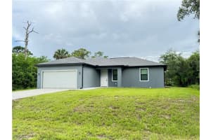 6018 Acorn Cir, Labelle