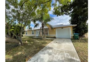 2505 Ne 22nd Pl, Cape Coral