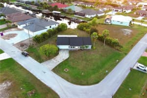 2618 Sw 32nd Ln, Cape Coral