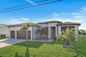 1506 Sw 28th St, Cape Coral