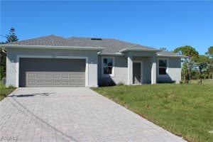 1530 Nw 25th Ave, Cape Coral