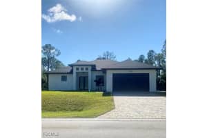 2005 W 10th St, Lehigh Acres