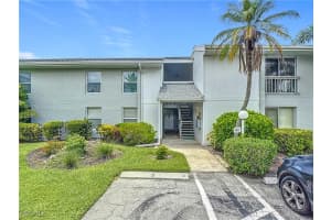 7077 Quail Run Ct E 16, Fort Myers