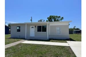 21043 Bersell Ave, Port Charlotte 21043 Bersell Ave, Port Charlotte