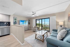 2230 Camino Del Mar Dr 3x1, Sanibel