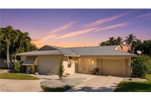 4421 Se 8th Pl, Cape Coral