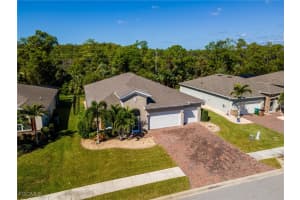 3149 Amadora Cir, Cape Coral