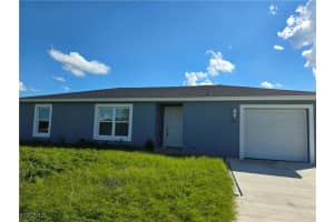 131 Carousel Ave, Labelle