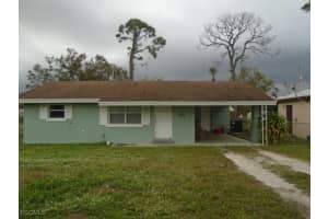 1627 Beachwood Dr, North Fort Myers