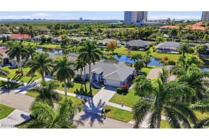 1058 Sw 57th St, Cape Coral
