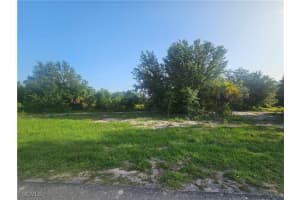 435 Rathburn St, Lehigh Acres