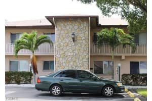 203 Se 15th Pl 214, Cape Coral