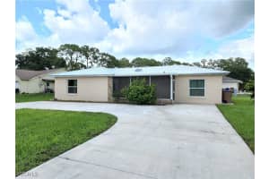 100 Roosevelt Ave, Lehigh Acres