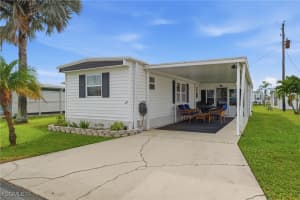 24 Cheyenne Trl, Naples