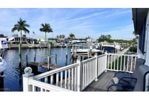 5533 Adam Dr 800, North Fort Myers