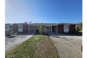 326 Palmetto Dr, Cape Coral