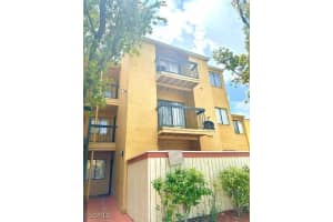 2929 Winkler Ave 1018, Fort Myers