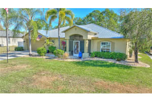 1004 Palmetto Ave, Lehigh Acres