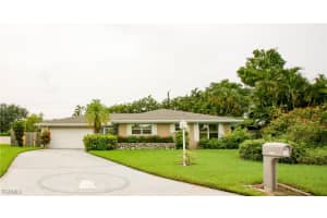 1525 Covington Cir E, Fort Myers