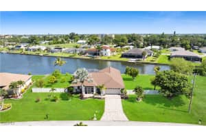 1811 Ne 5th Ter, Cape Coral
