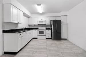 1100 Pondella Rd 908, Cape Coral