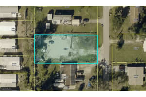 2811 Winona Dr, North Fort Myers